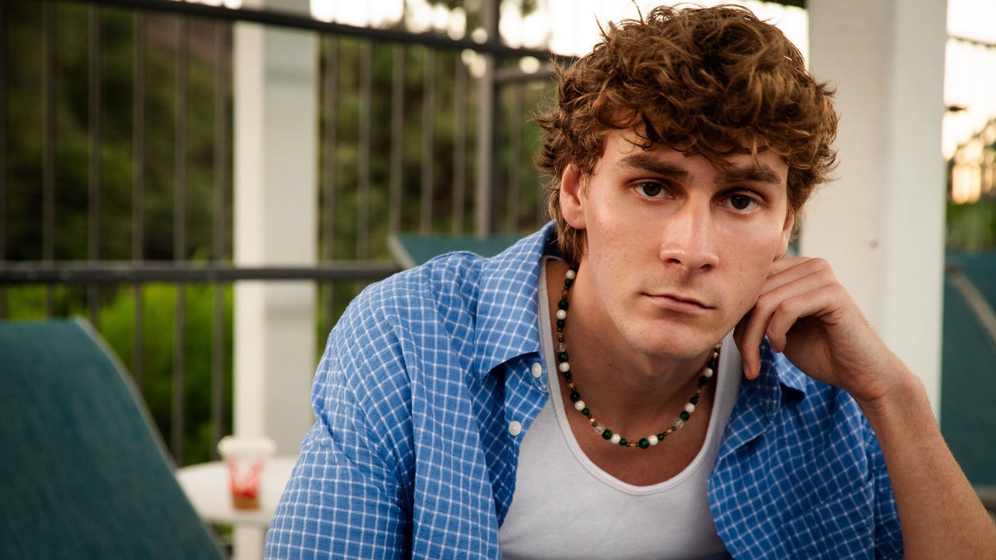 The Árvore Necklace